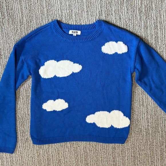 525 America Sweaters - 525 Anthropologie Bright Blue and Whit Cloud Sweater Size S Small